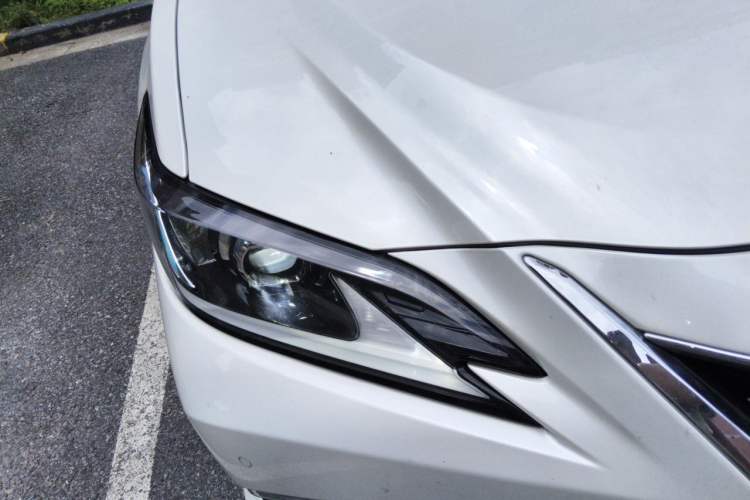 Used Lexus ES 2022 260 Excellence Edition Right Front Headlight