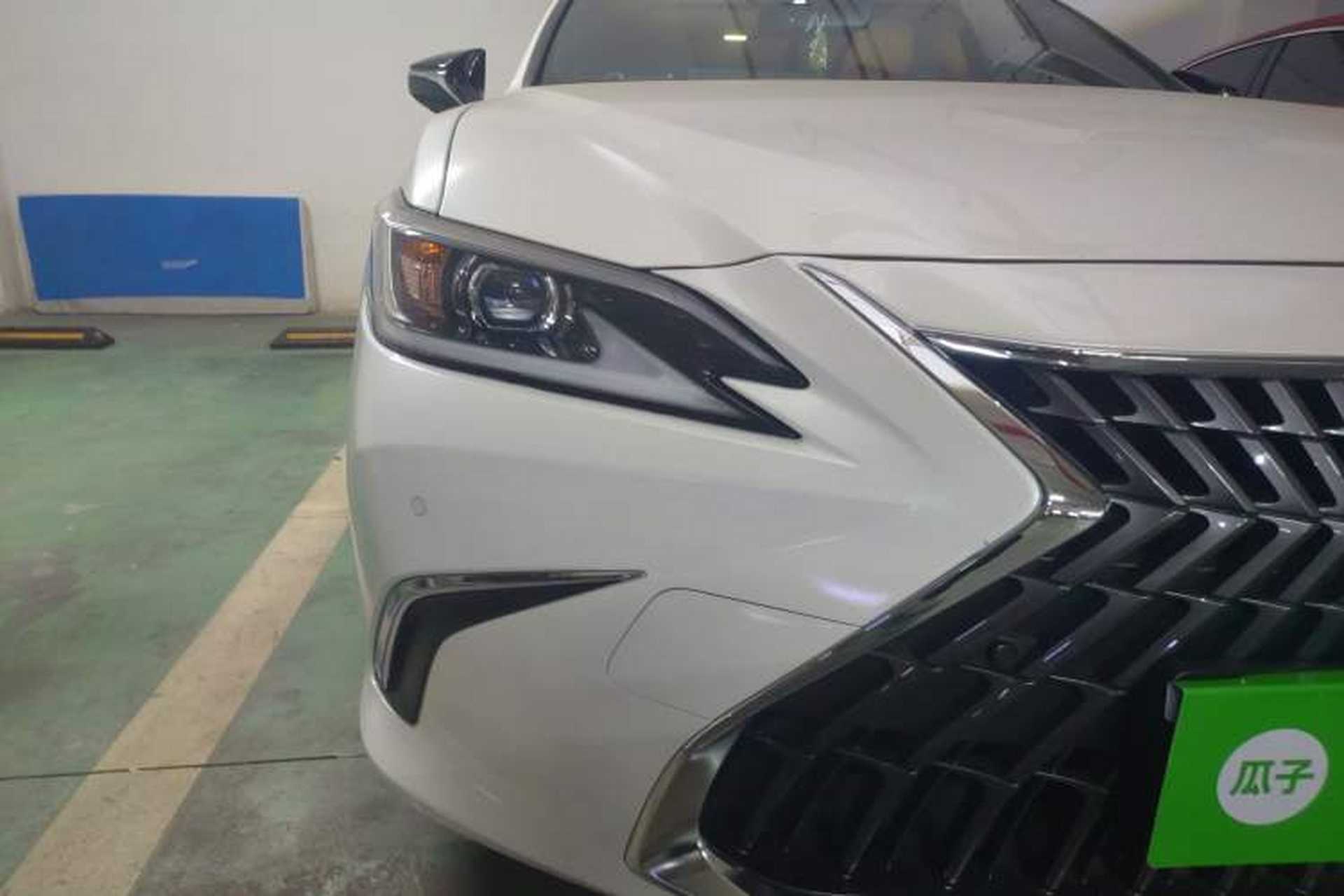 Used Lexus ES 2022 200 Excellence Edition Right Front Headlight