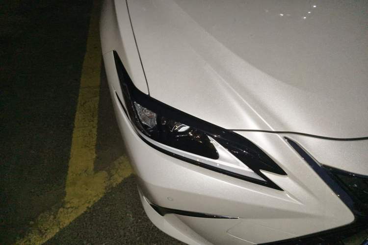 Used Lexus ES 2022 200 Excellence Edition Right Front Headlight