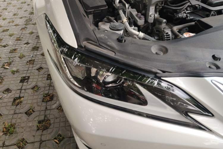 Used Lexus ES 2022 200 Excellence Edition Right Front Headlight