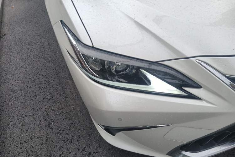 Used Lexus ES 2022 200 Excellence Edition Right Front Headlight