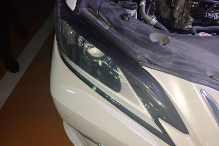 Used Lexus ES 2022 200 Excellence Edition Right Front Headlight