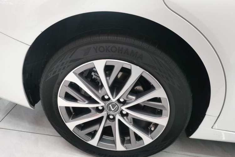 Used Lexus ES 2022 200 Excellence Edition Right Rear Wheel Hub