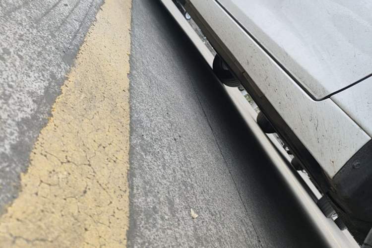 Used Lexus ES 2022 200 Luxury Edition Right Side Sill