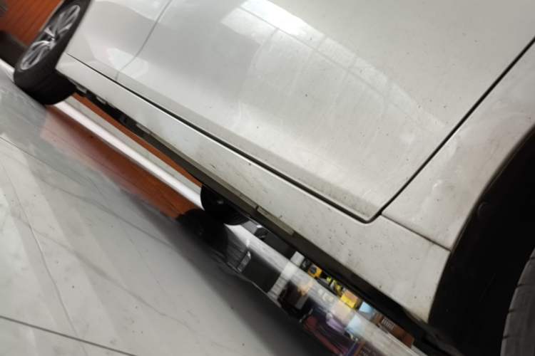 Used Lexus ES 2022 200 Excellence Edition Right Side Sill