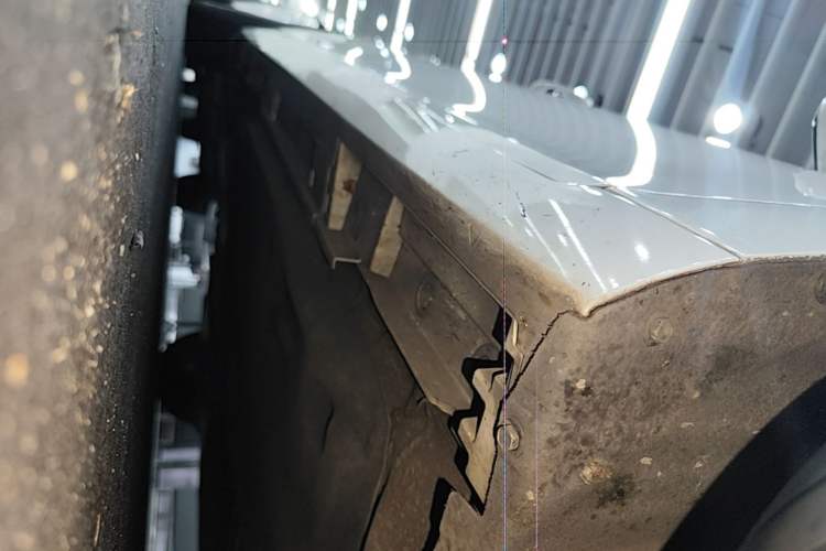 Used Lexus ES 2022 200 Luxury Edition Right Side Sill