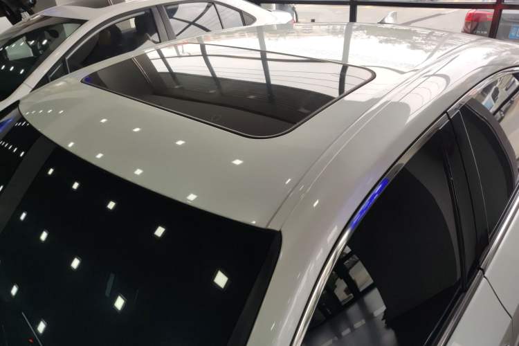 Used Lexus ES 2022 300h Excellence Edition Roof