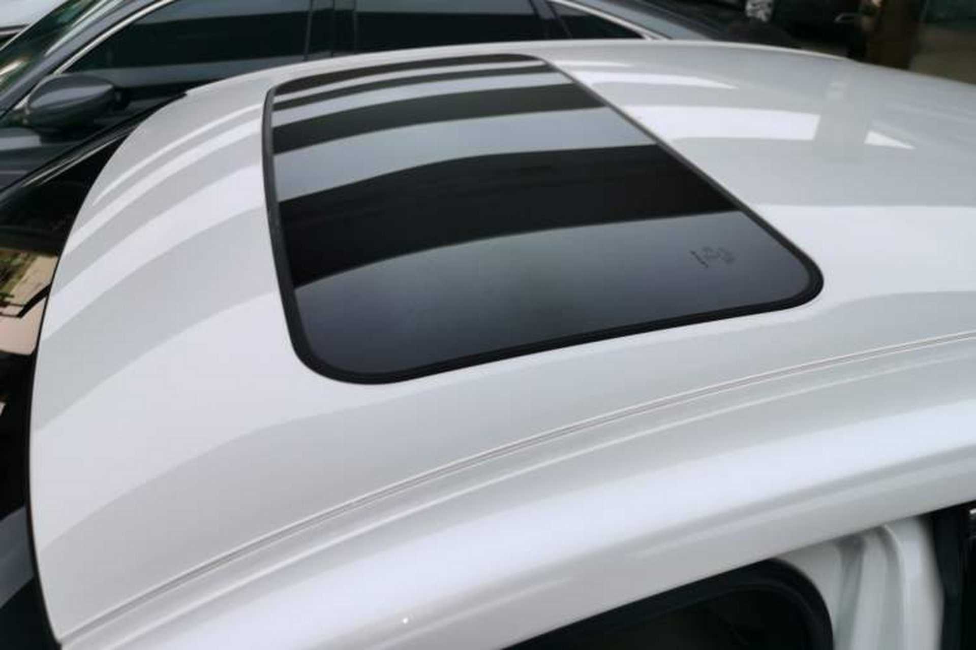 Used Lexus ES 2022 200 Excellence Edition Roof