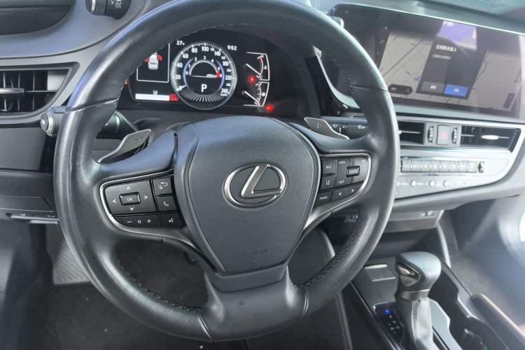 Used Lexus ES 2022 200 Excellence Edition Steering Wheel