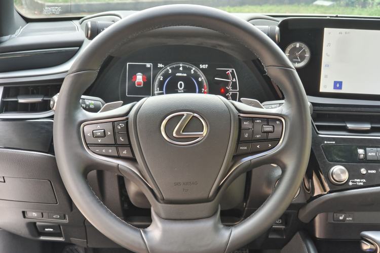 Used Lexus ES 2022 200 Excellence Edition Steering Wheel
