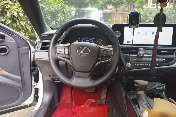 Used Lexus ES 2022 200 Excellence Edition Steering Wheel