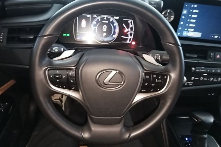Used Lexus ES 2022 200 Excellence Edition Steering Wheel