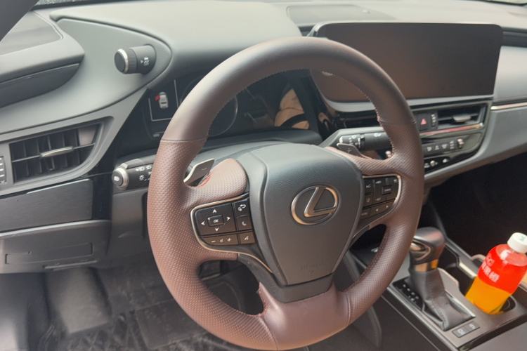 Used Lexus ES 2022 200 Excellence Edition Steering Wheel
