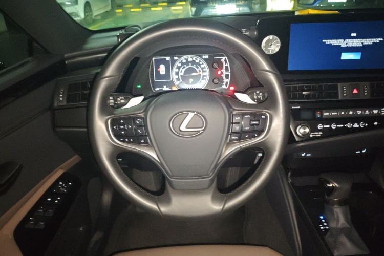 Used Lexus ES 2022 200 Excellence Edition Steering Wheel