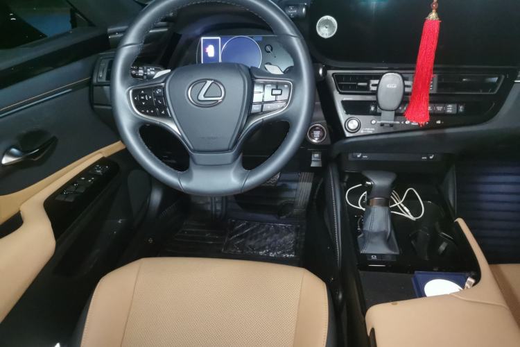 Used Lexus ES 2022 200 Excellence Edition Steering Wheel