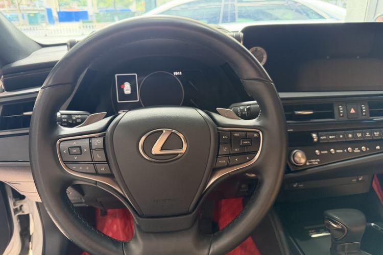 Used Lexus ES 2022 200 Excellence Edition Steering Wheel