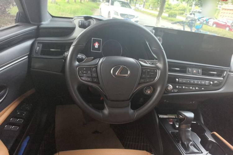 Used Lexus ES 2022 200 Excellence Edition Steering Wheel