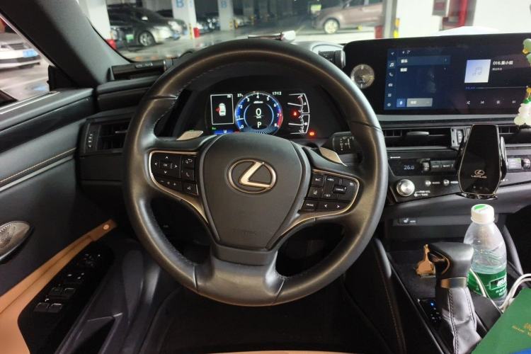 Used Lexus ES 2022 200 Excellence Edition Steering Wheel