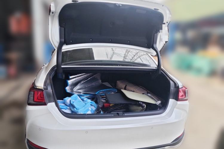 Used Lexus ES 2022 300h Excellence Edition Trunk