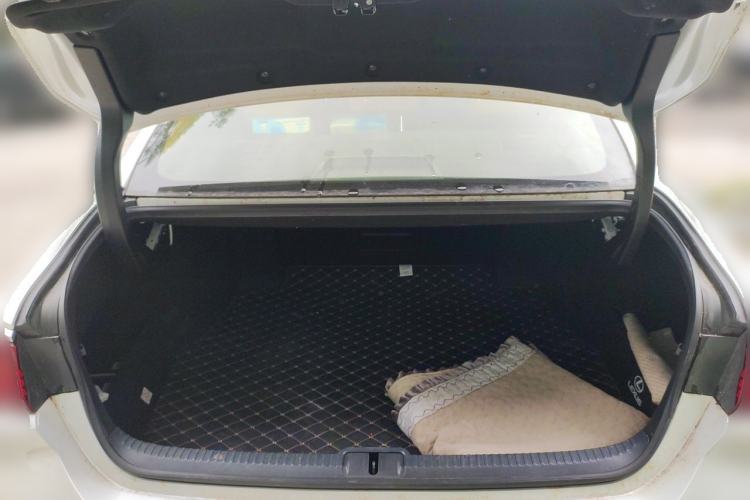 Used Lexus ES 2022 200 Excellence Edition Trunk