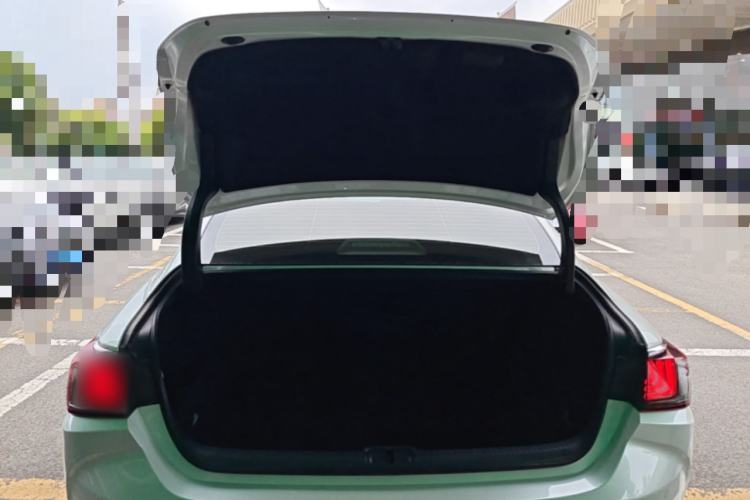 Used Lexus ES 2022 300h Excellence Edition Trunk