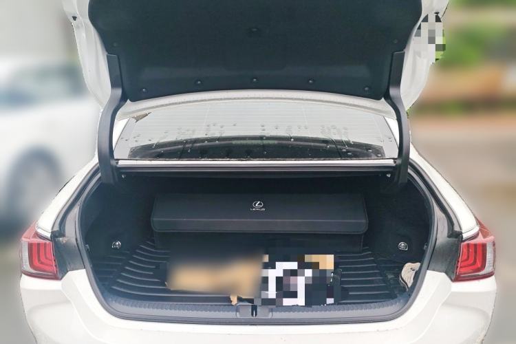 Used Lexus ES 2022 200 Excellence Edition Trunk