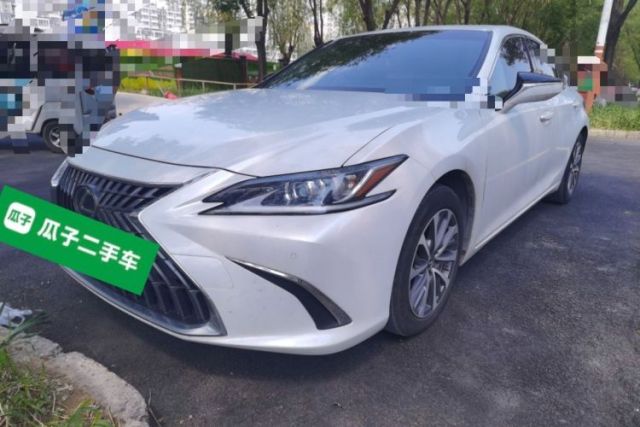 Used Lexus ES 2022 300h Excellence Edition