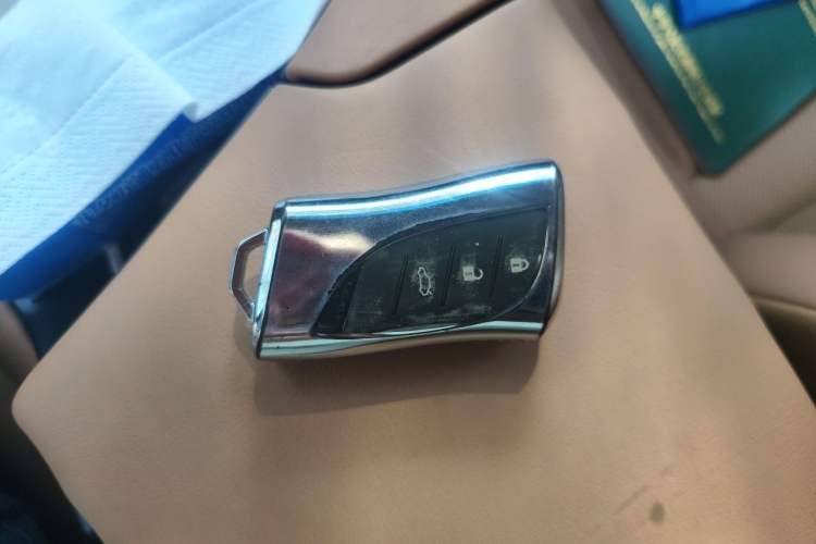 Used Lexus ES 2022 260 Excellence Edition Vehicle Key