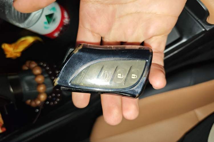 Used Lexus ES 2022 200 Excellence Edition Vehicle Key