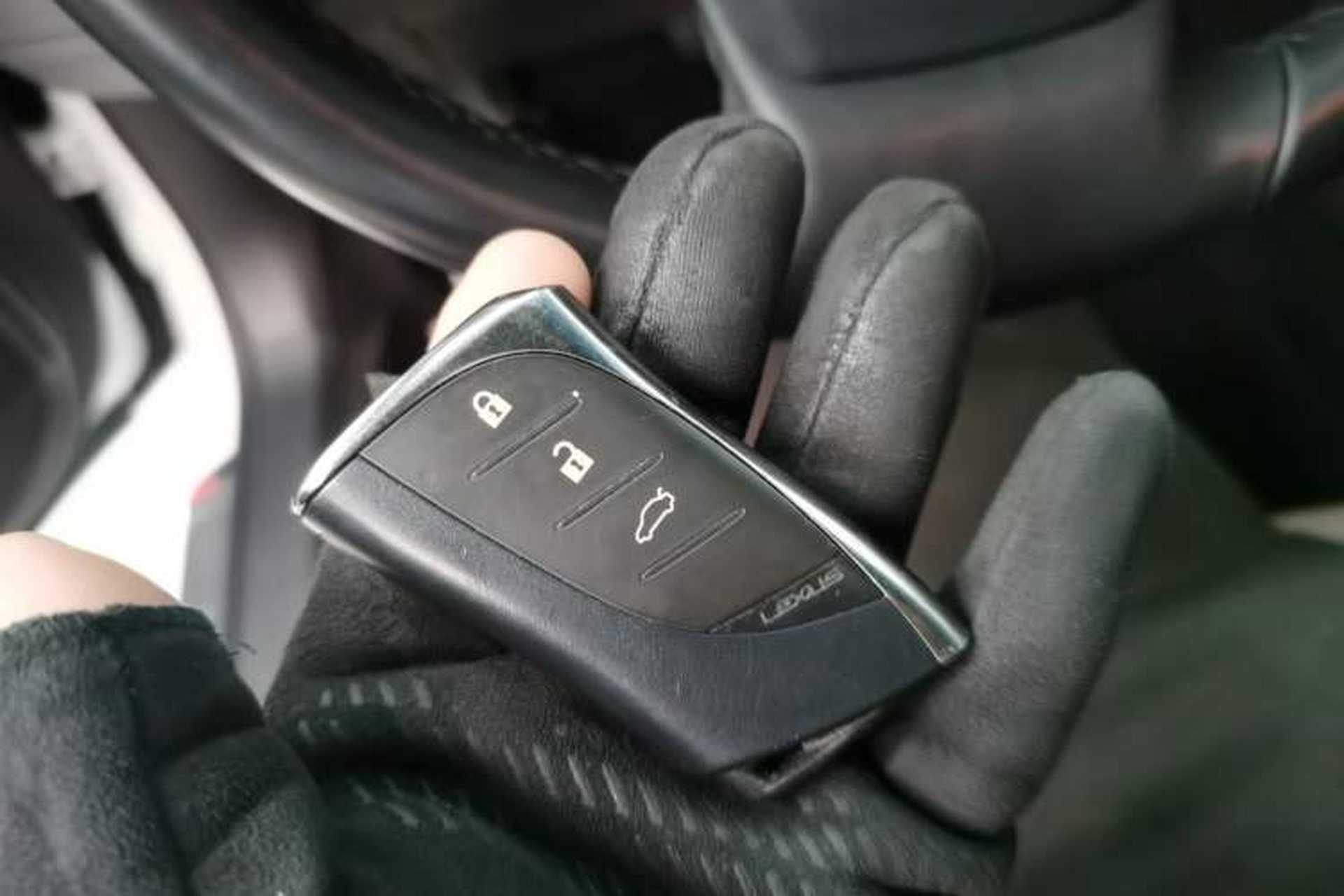 Used Lexus ES 2022 200 Excellence Edition Vehicle Key