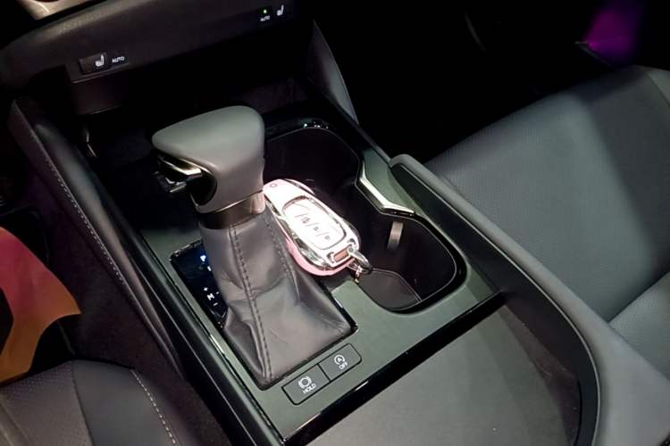 Used Lexus ES 2022 200 Excellence Edition Vehicle Key