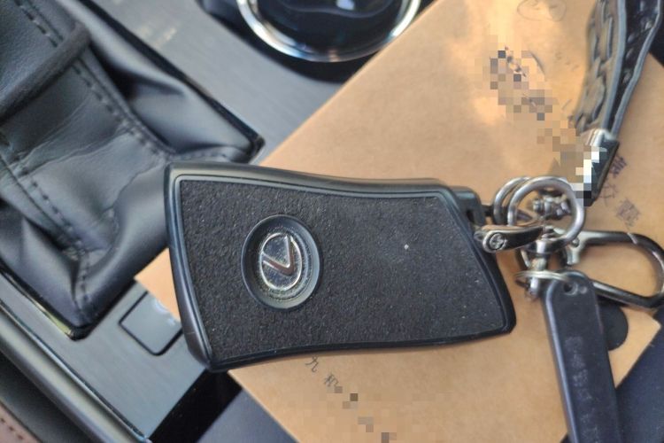 Used Lexus ES 2022 200 Excellence Edition Vehicle Key