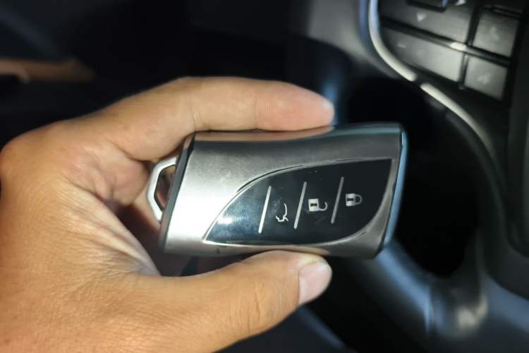 Used Lexus ES 2022 200 Excellence Edition Vehicle Key