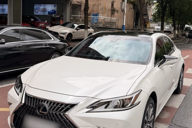 Used Lexus ES 2022 200 Excellence Edition Guazi used car, China used car export, Used car for sale, Used  cars, Cheapest cars for sale