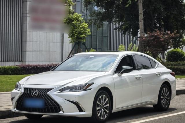 Used Lexus ES 2022 200 Excellence Edition
