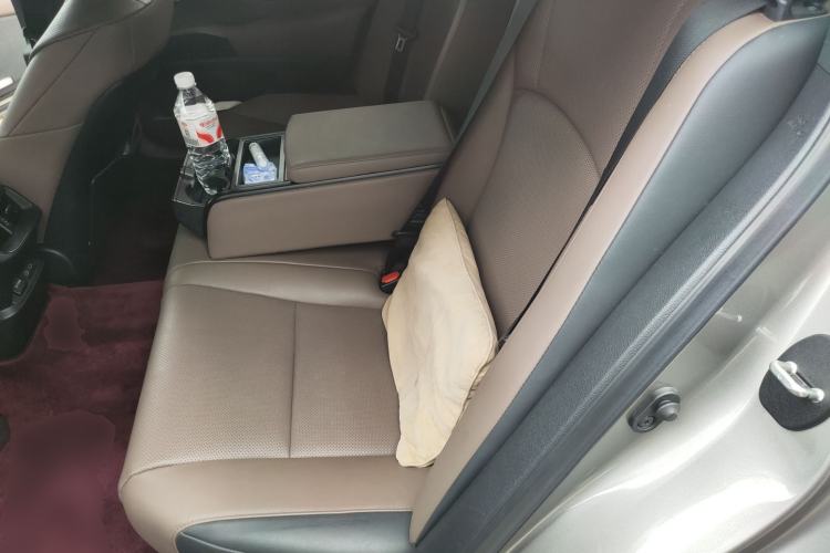 Used Lexus ES 2022 200 Excellence Edition Left Rear Seat