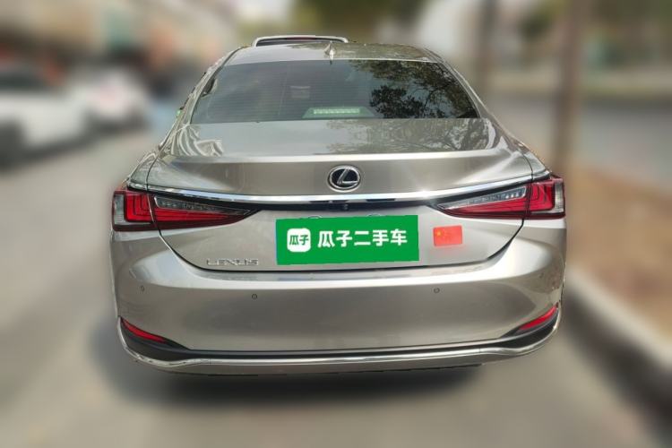 Used Lexus ES 2022 200 Excellence Edition Rear