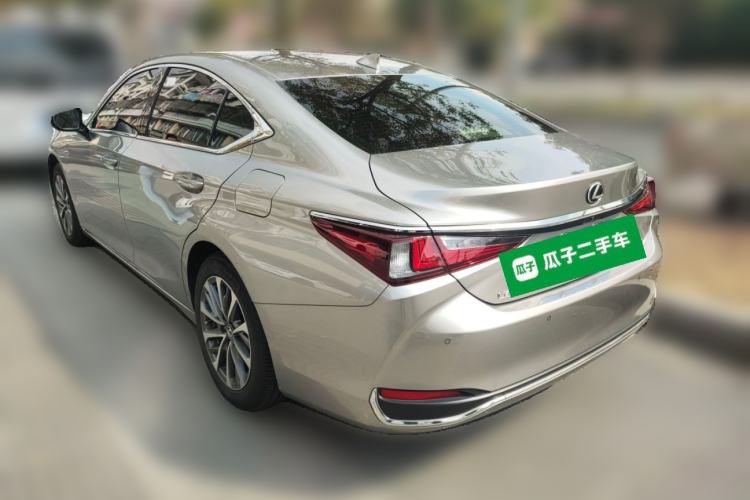 Used Lexus ES 2022 200 Excellence Edition Rear Left 45 Deg