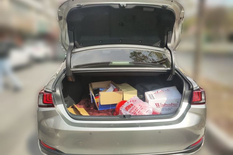 Used Lexus ES 2022 200 Excellence Edition Trunk