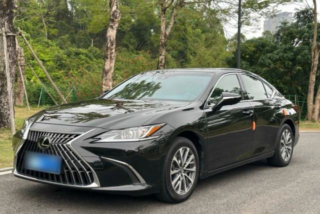 Used Lexus ES 2023 200 Excellence Edition