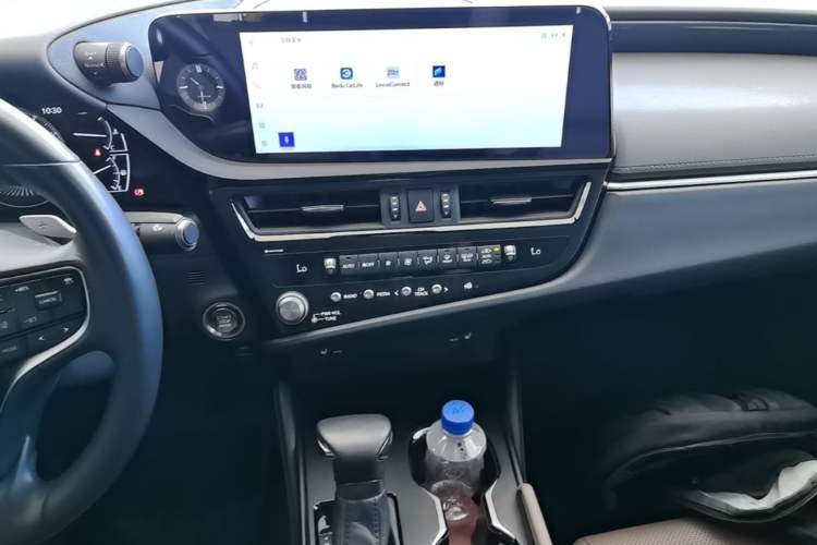 Used Lexus ES 2023 200 Excellence Edition Audio And AC Panel