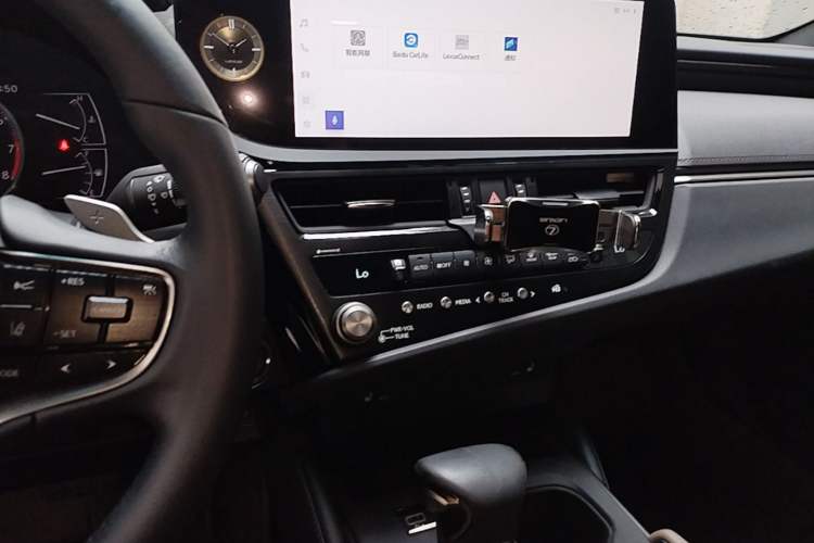 Used Lexus ES 2023 200 Excellence Edition Audio And AC Panel
