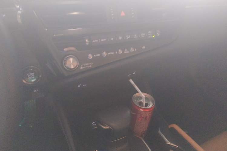 Used Lexus ES 2023 200 Excellence Edition Audio And AC Panel