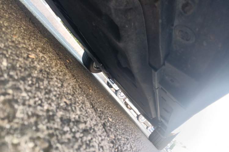 Used Lexus ES 2023 200 Excellence Edition Chassis Front Left