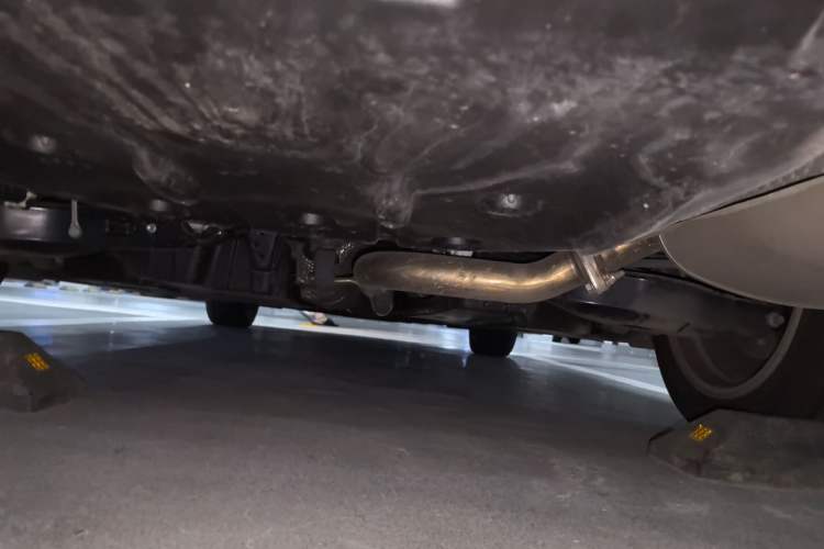 Used Lexus ES 2023 200 Excellence Edition Chassis Rear