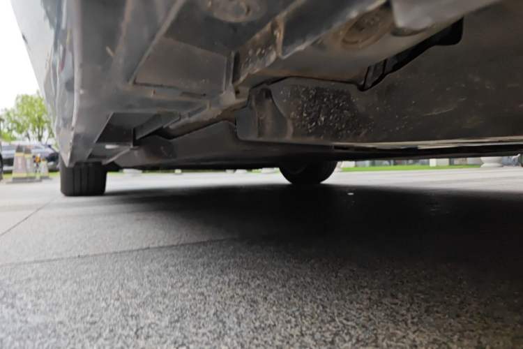 Used Lexus ES 2023 200 Excellence Edition Chassis Rear Left