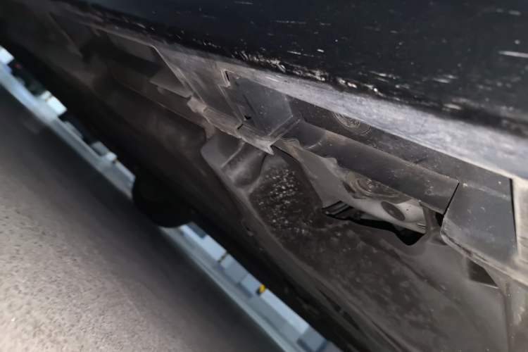 Used Lexus ES 2023 200 Excellence Edition Chassis Rear Left