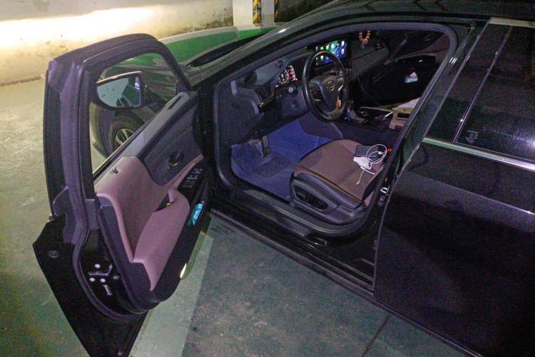Used Lexus ES 2023 200 Excellence Edition Driver Seat