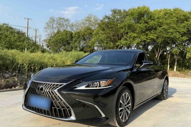 Used Lexus ES 2023 200 Excellence Edition