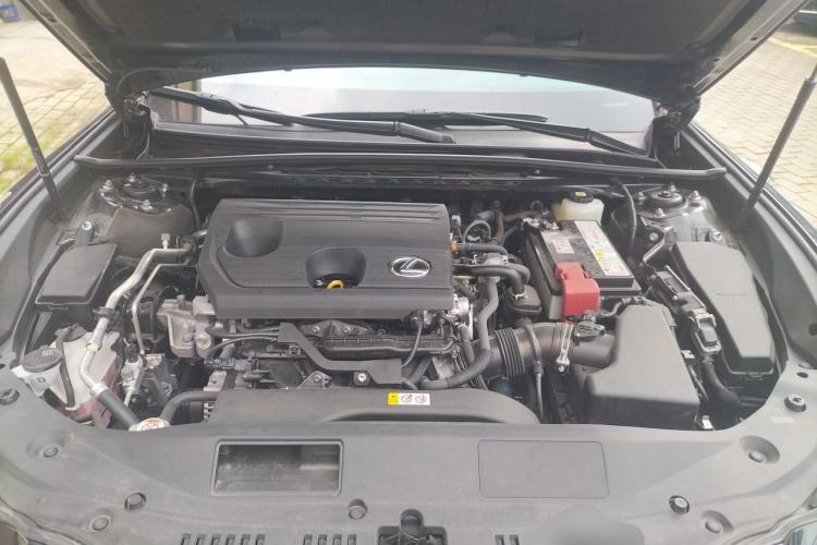 Used Lexus ES 2023 200 Excellence Edition Engine Bay